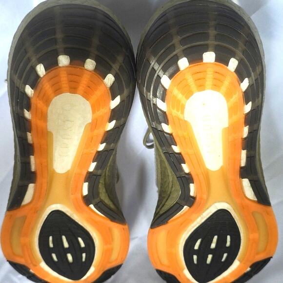 Adidas Mens 7.5 Ultraboost 22 Running Athletic Shoe in Green Orange - Picture 8 of 16